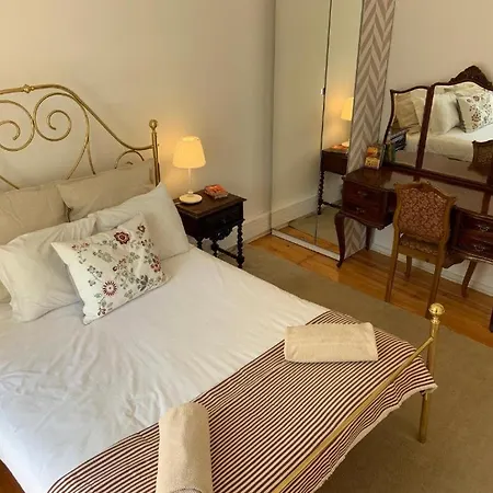 As A Local! Santos Historical Iii Guest house *
